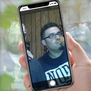 Meet your Posher, Alcides